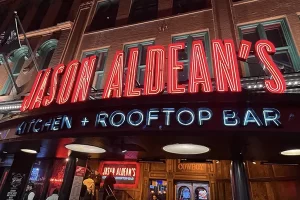 NASH BLOG BEST BARS ALDEAN'S