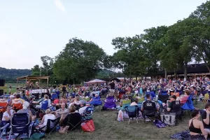 Full Moon Pickin