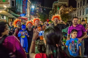 halloween costumes on 6th street