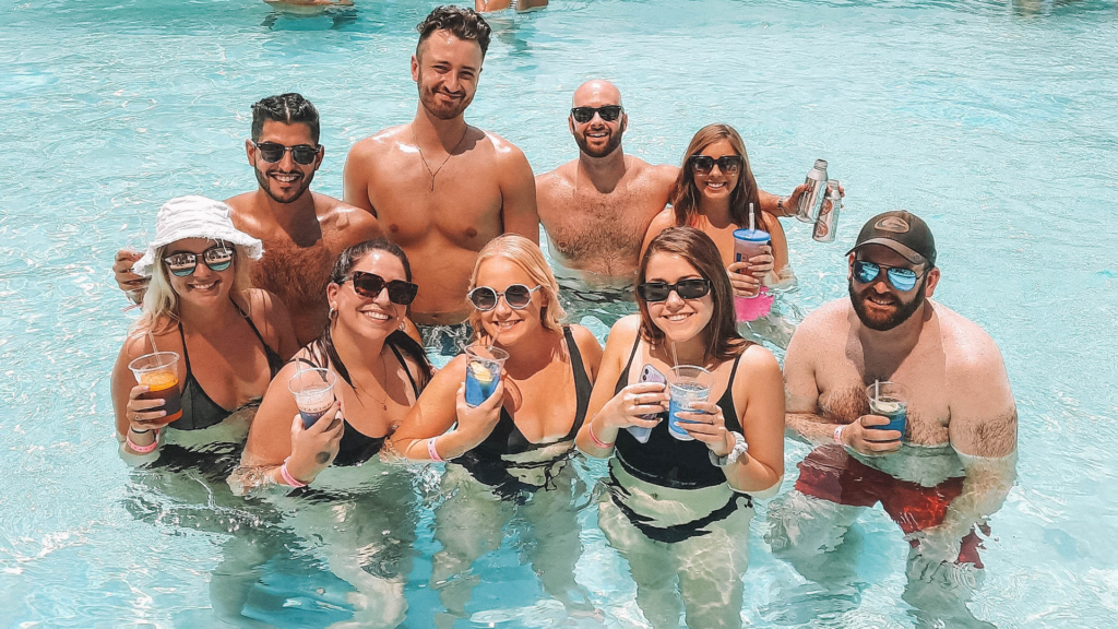 LA Epic Club Crawls: Las Vegas Pool Crawl