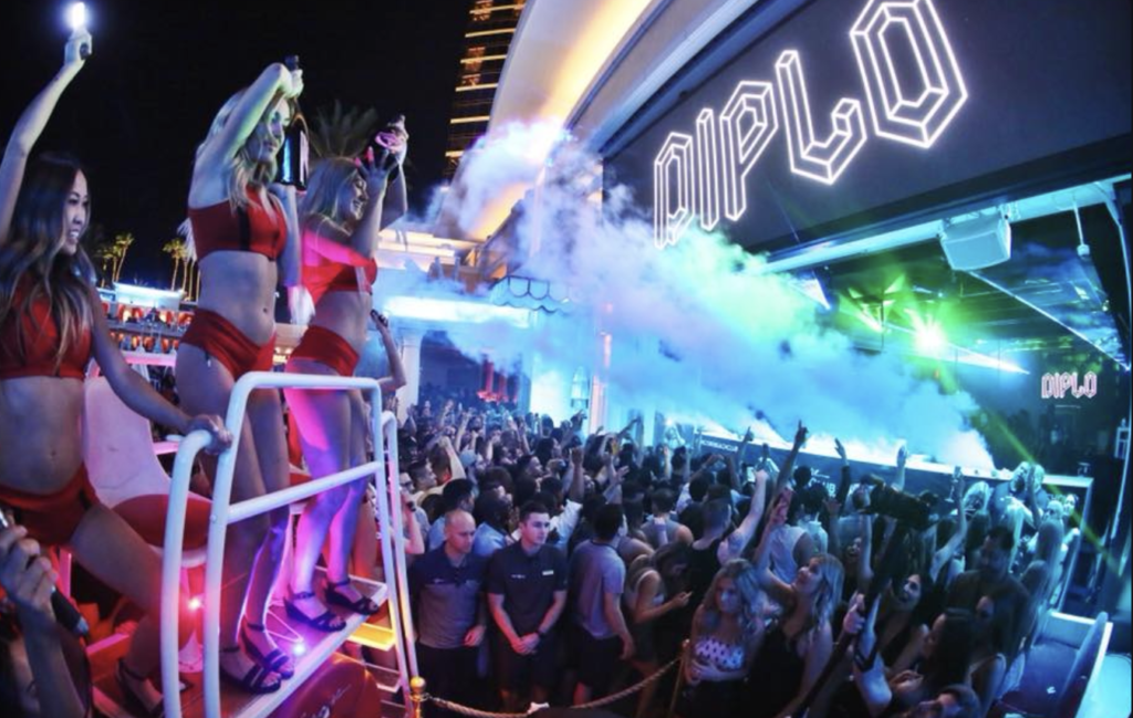 Encore beach club at night